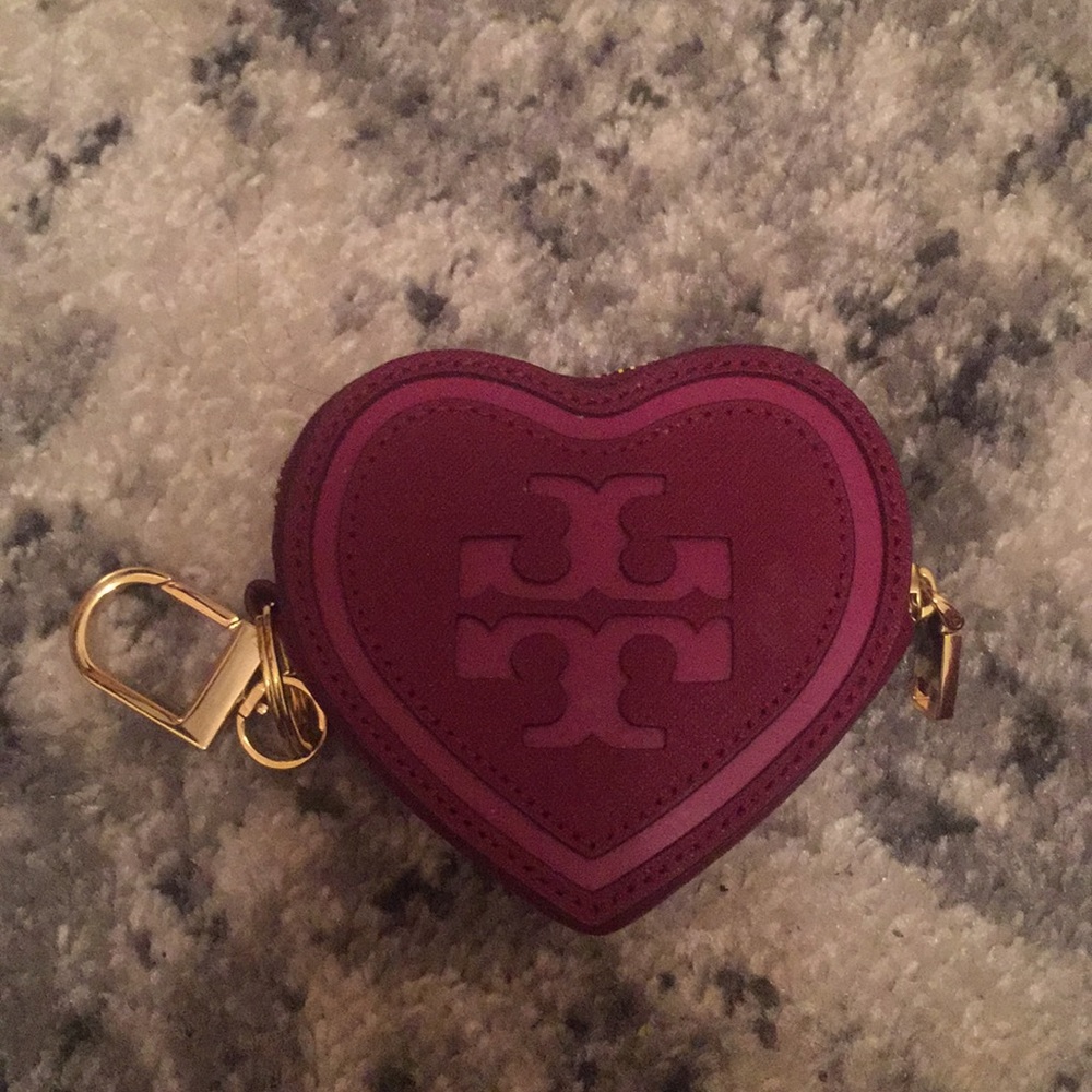 Tory Buch wallet keychain